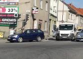 Nehoda u světelné křižovatky na ulici Sokolovská.