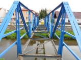 Modrý most přes Oslavu naproti gymnáziu už nepřejdete. Realizují se protipovodňové opratření.