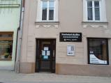 V Radnické ulici začala fungovat nová pohřební služba a kamenosochařství.