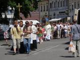 V neděli 7. června slaví křesťané Slavnost Těla a Krve Páně - Boží Tělo. Po Mši sv. v 9.00 na nádvoři zámku šel eucharistický průvod na náměstí.