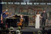 První koncert v roce 2016 v Jupiter clubu byl již tradičně v rámci Kruhu přátel hudby. Moravské klavírní trio doplnili operní hosté Pavel Katsiushyn a Mária Helienek.