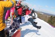 Ve čtvrtek 8. března se na svahu Fajtova kopce konal Lyžařský a snowboardový přebor škol Kraje Vysočina. Těšte se na velkou fotgalerii i s vyhlášením výsledků. 