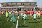Celou sobotu se ve sportovním areálu na Školní konají první letní hry dětí.
