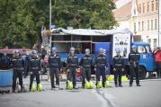 Celé nedělní odpoledne se na náměstí bojovalo o nejlepší čas v klasice. Konal se pátý hasičský memoriál zasloužilých funkcionářů. Nejlepší čas a skleněnou přilblu si odváží tým Nového Veselí muži a Mostiště ženy.