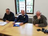 Dnes ve 13 hodin se konala tisková konference u příležitosti konání benefičního koncertu na podporu nové synagogy za účasti pana Milana Nového (uprostřed) a pana Davida Sivora (vpravo).