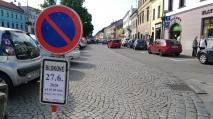V sobotu 27.6. bude na náměstí omezené parkování. Koná se Burger beer festival.