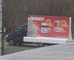 Po městě již jezdí auto s reklamou na otevřený Penny Market po rekonstrukci.
