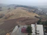 Ve skiarálu na Fajtově kopci probíhají zemní práce.