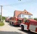 Několik jednotek hasičů zasahovalo před polednem u požáru v budově školy Výchovného ústavu na ulici K Rakůvkám.