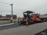 Dokončuje se nový asfaltový povrch na Třebíčské a Oslavické ulici. Více foto na našem Facebooku.