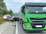 Dnešní dopravní nehoda na dálnici D1 na  165 km ve směru na Brno u Velké Bíteše má tragické následky. Řidič dodávkového vozidla utrpěl vážná zranění, kterým na místě podlehl.