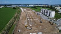 Společnost Building centrum staví v Čechových sadech nové bytové domy. Začíná s betonáží patek a nové příjezdové cesty.