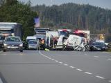 Tragická dopravní nehoda na dálnici D1 u Velkého Meziříčí.