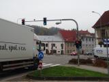 Semafory na křižovatce u vjezdu na náměstí jsou vyměněny za LED. 