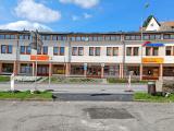 Z náměstí ve Velkém Meziříčí od 22. dubna 2025 nevyjedete ani ulici Komenského ani ulicí Kostelní - bude se vyjíždět přes parkoviště v ulici Radnická!