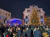 Rozsvícení adventní výzdoby na náměstí ve Velkém Meziříčí.
