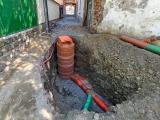 Po několika týdnech došlo k posunu v rekonstrukci ulice K Haltýři a opět se zde začalo pracovat.