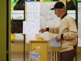 Poprvé na ZŠ Oslavická byly hned dvě volební místnosti pro okrsky č.1 a č.2.
