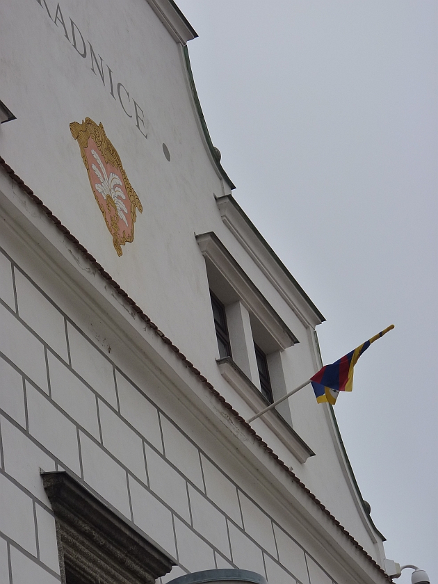 Vlajka pro Tibet vlaje také na velkomeziříčské radnici
