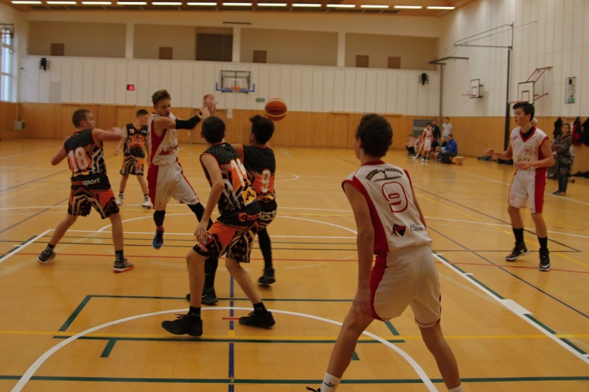 Žáci U15 Basketbal  Velkého Meziříčí útočí na čelo tabulky nadregionálního přeboru 