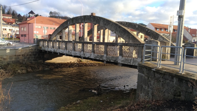 Město se chce pustit letos do nového mostu na Třebíčské
