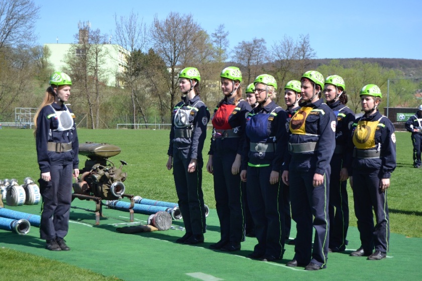 Hasiči a hasičky bojovali na 10. ročníku Vlčnovského poháru v disciplínách CTIF