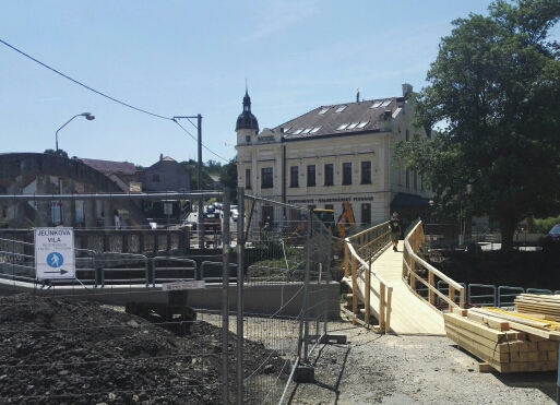 Restaurace a hotel Jelínkova vila stále v provozu