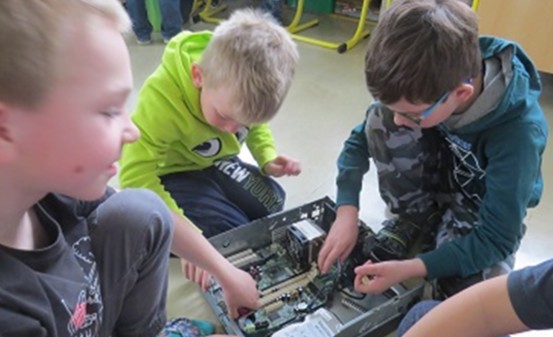 V Kraji Vysočina se už 213 škol připojilo do programu Recyklohraní, použité spotřebiče a baterie