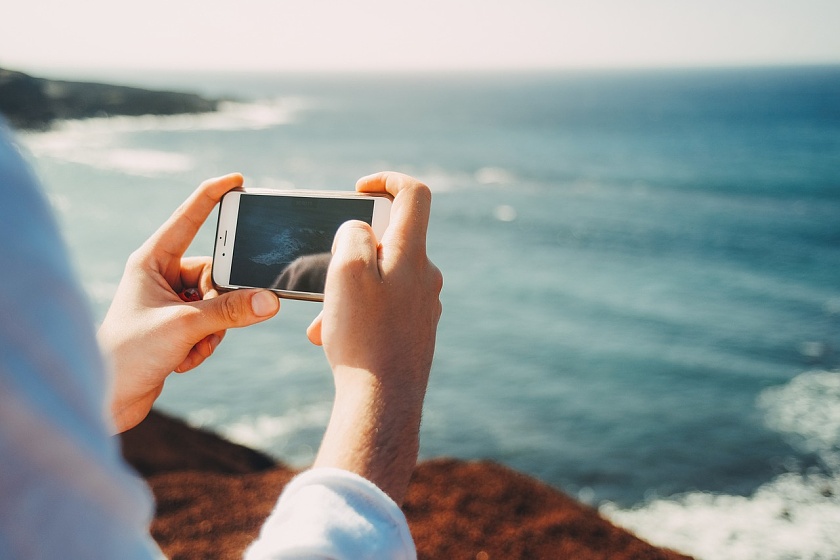 Jak ochránit svůj smartfon na dovolené?