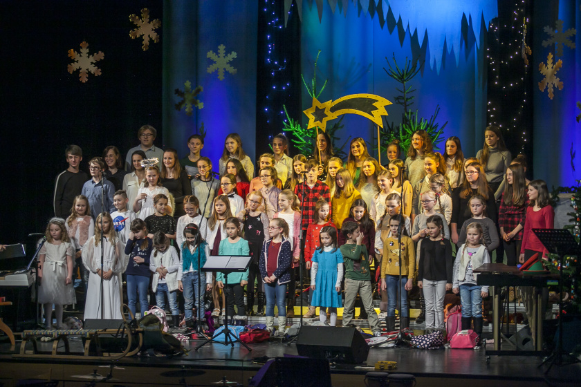 Vánoční koncert vzal diváky na cestu do Betléma