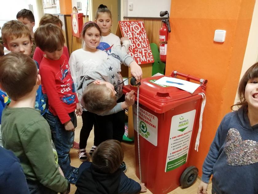 Díky žákům a studentům v Kraji Vysočina skončilo více než 4,6 tuny vysloužilého elektra na recyklaci