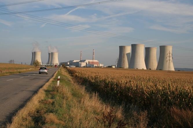 Virem zasažený průmysl rozjede výstavba jaderné elektrárny. Práci budou mít stovky českých firem