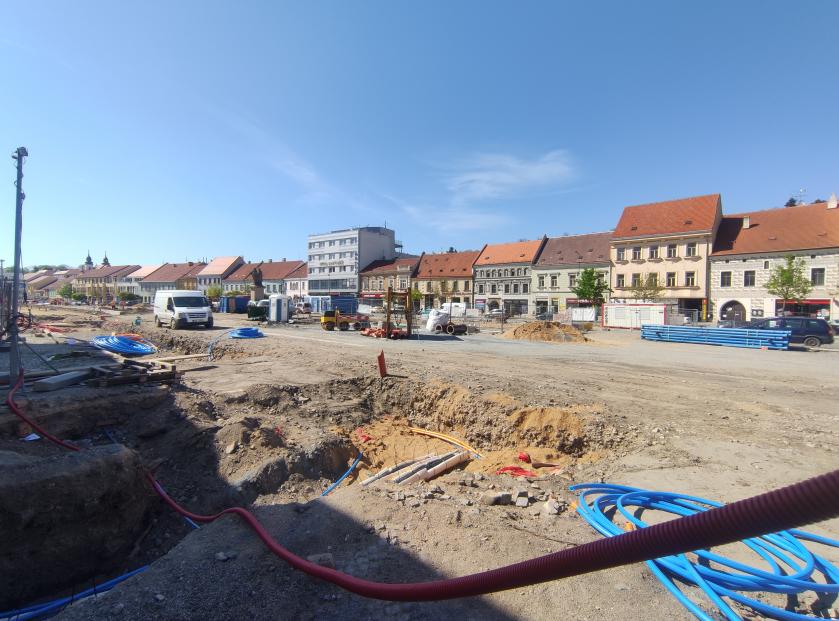 Od 1. července bude pro auta uzavřeno Karlovo náměstí v Třebíči