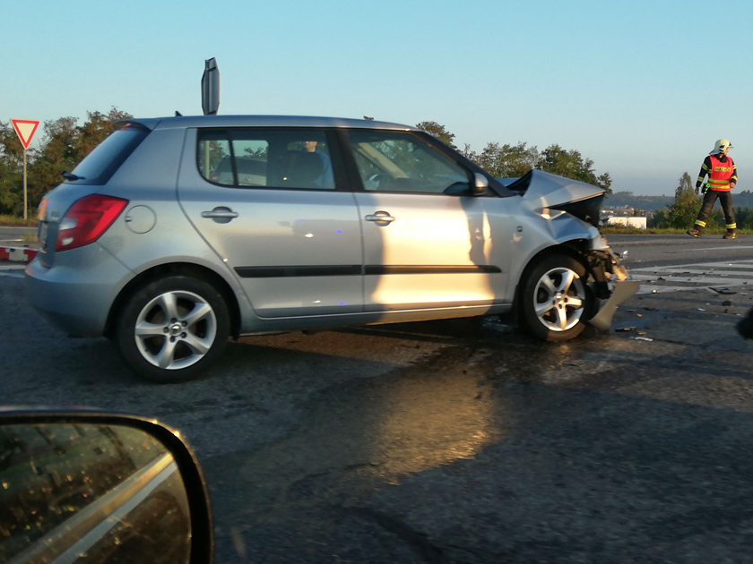 Další dopravní nehoda na obchvatu u Oslavice