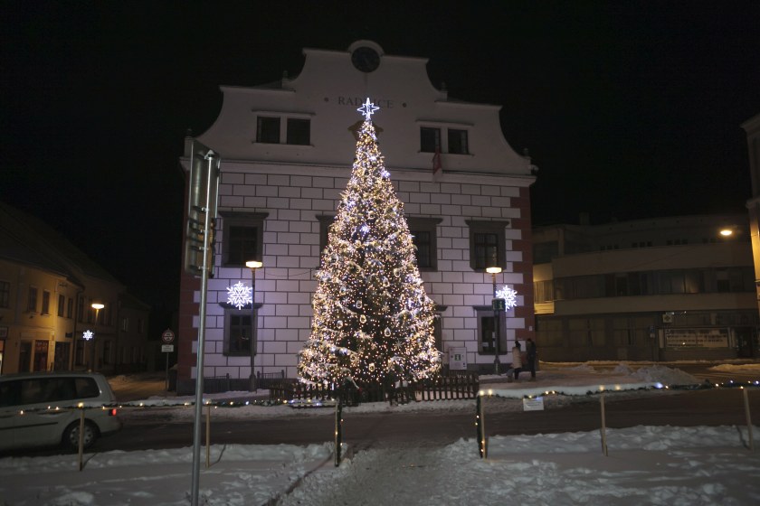 Velké Meziříčí se svým vánočním stromem zvítězilo na Vysočině a postupuje do celostátního kola