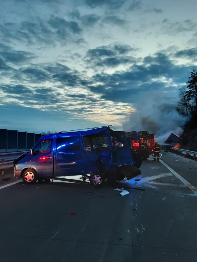 Tragická dopravní nehoda na dálnici u Meziříčka