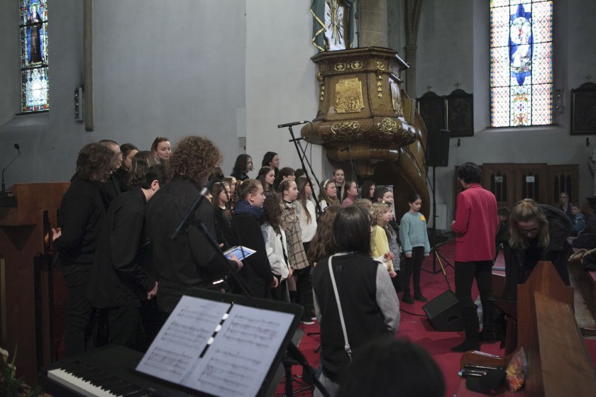 Studentské pěvecké sbory slaví 25 let, výročí oslavily koncertem v kostele