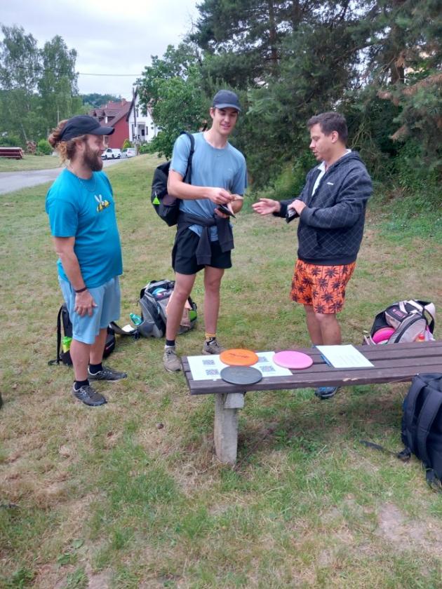 Ve sportovním areálu Kunšovec se konal turnaj v discgolfu
