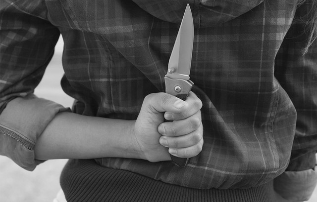 Aktuálně: Student střední školy v Třebíči poranil nožem pracovnici školy