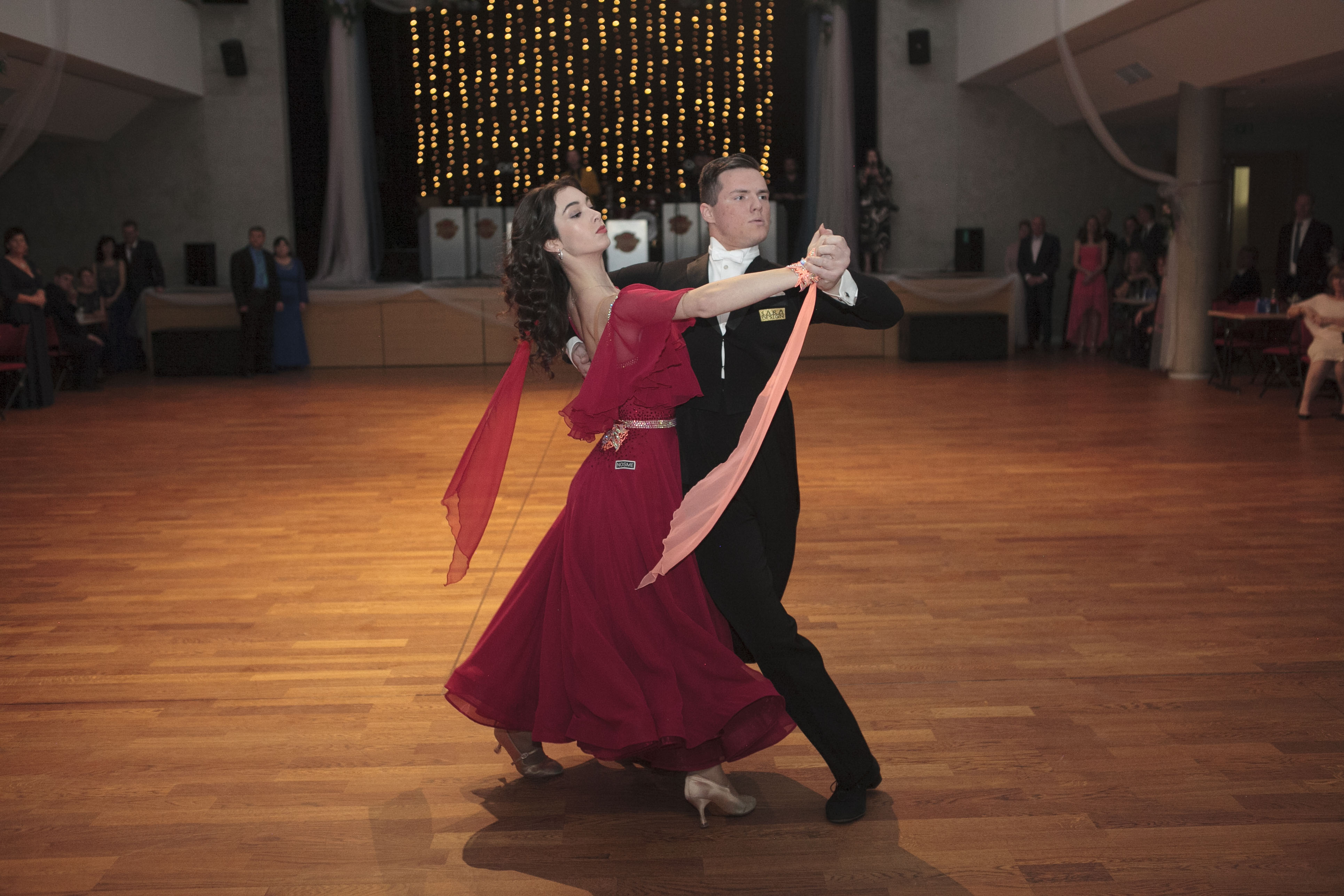 Městský ples zahájil letošní plesovou sezónu