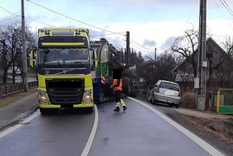 Dopravní nehoda kamionu v Jívoví 