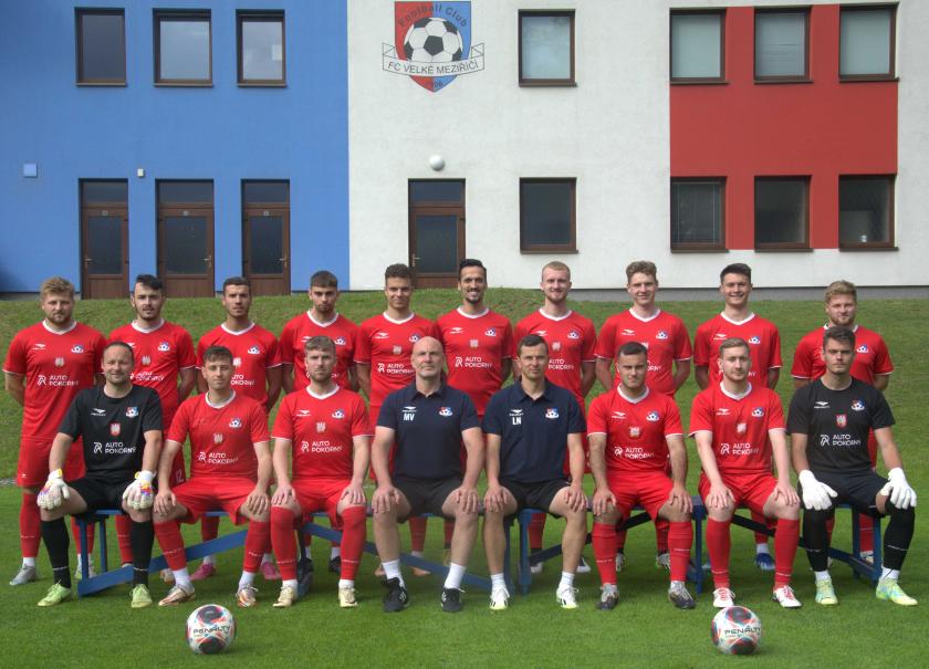 Společné foto hráčů A týmu FCVM.