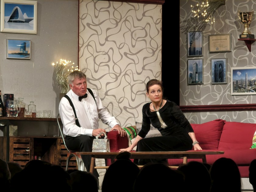 Jarní divadelní sezónu završila hra Vedlejší účinky